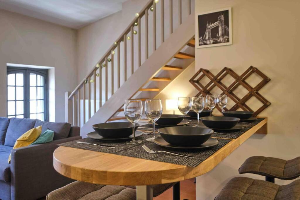 Centre Ville Appartement 75M2, Avec 3 Chambres Carcassonne Ngoại thất bức ảnh